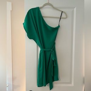 Emerald green one shoulder summer dresss